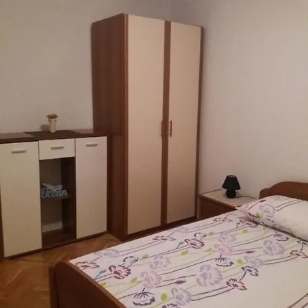 Julija Apartment *