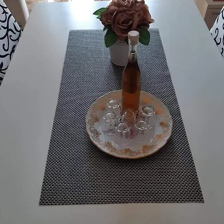 Julija * Makarska